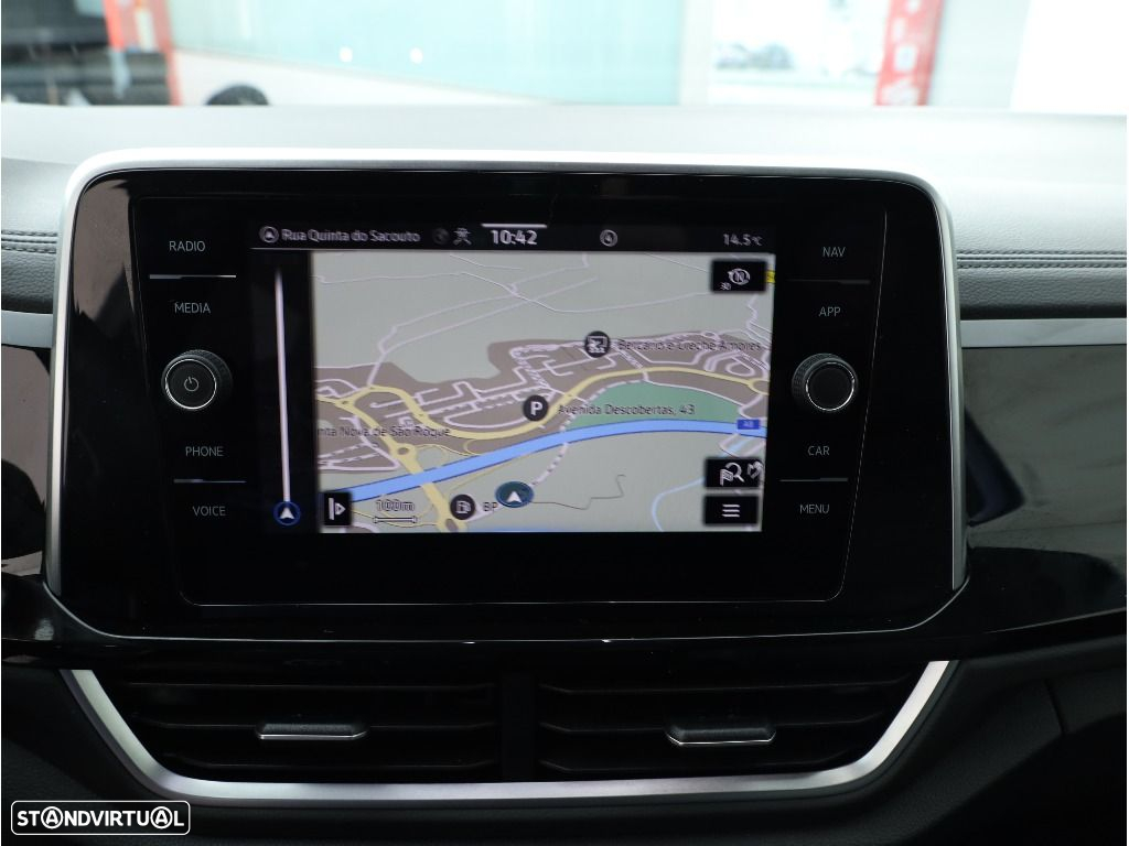 VW T-Roc 2.0 TDI R-Line DSG - 34