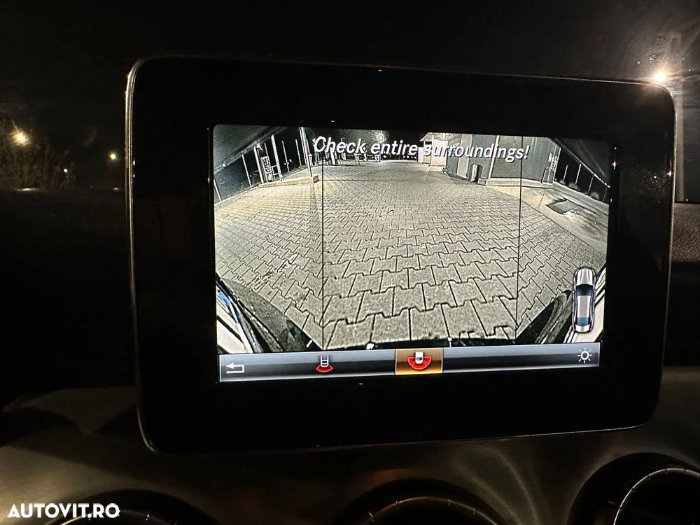 Mercedes-Benz CLA Shooting Brake 220 (CDI) d 4Matic 7G-DCT AMG Line - 17