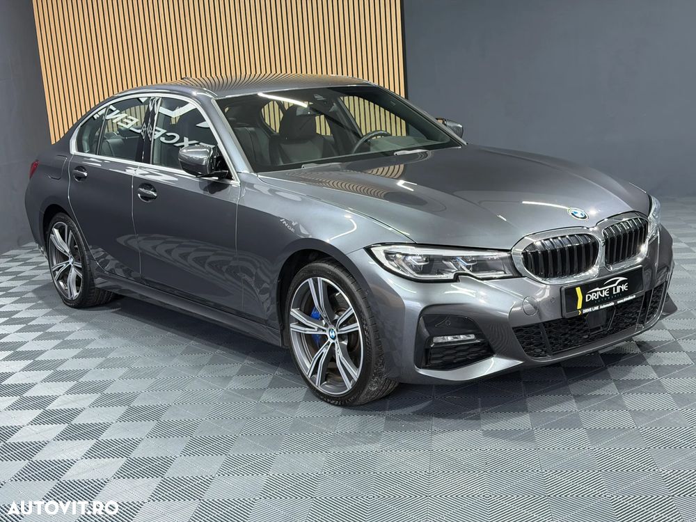 BMW Seria 3 330e Aut. M Sport - 33