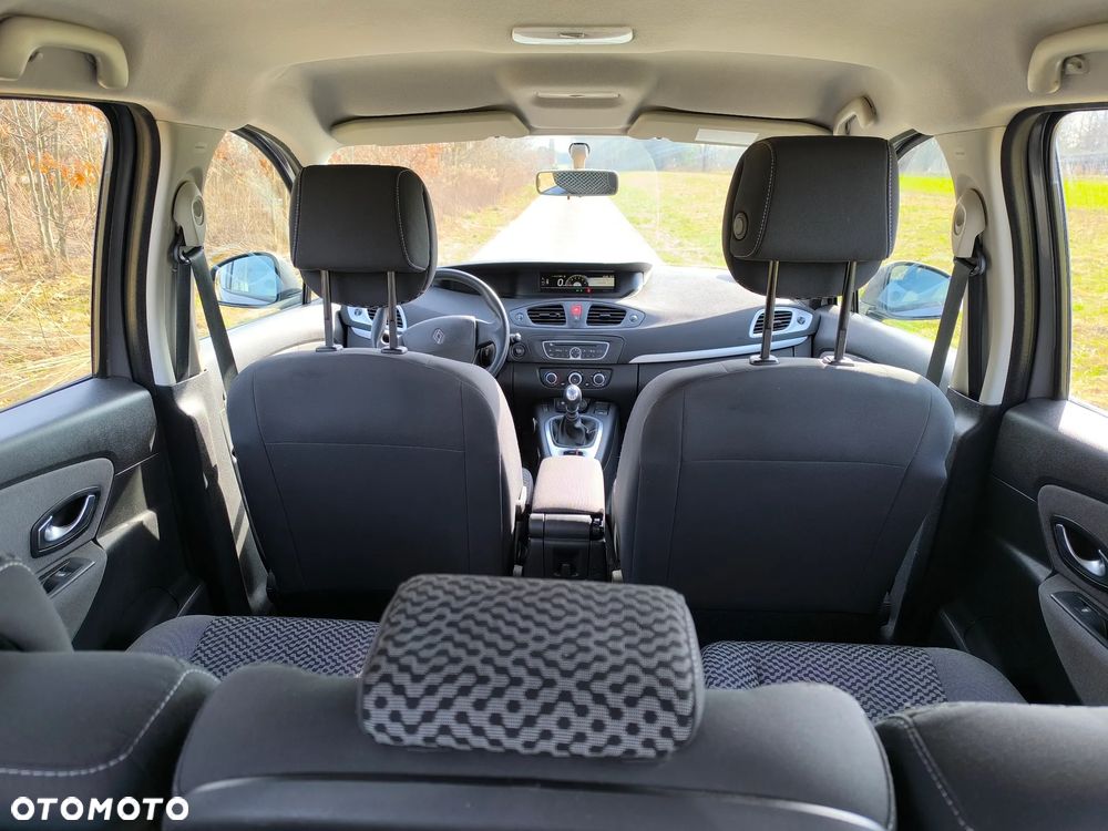 Renault Scenic - 8