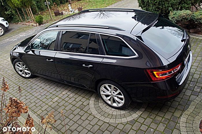 Skoda Superb 2.0 TDI DSG Style - 8