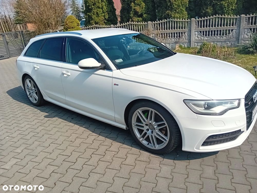 Audi A6 Avant - 1