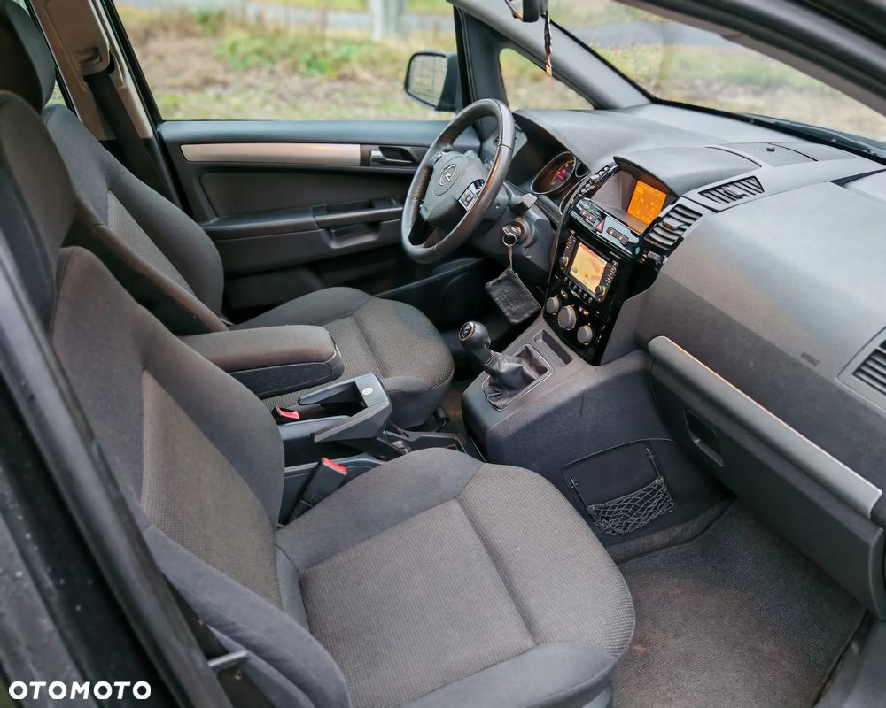 Opel Zafira - 7