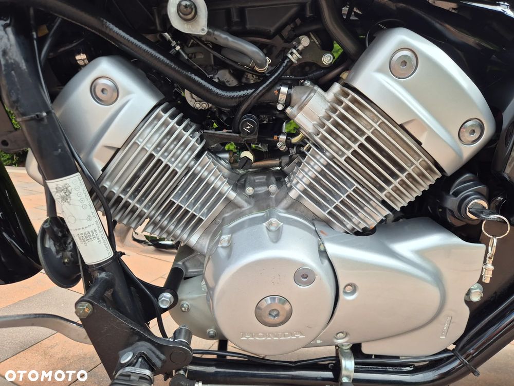 Honda Shadow - 10
