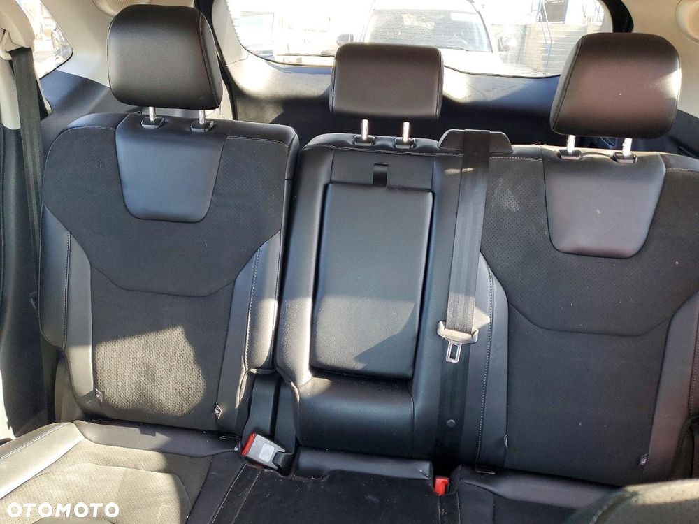 Ford Edge - 11