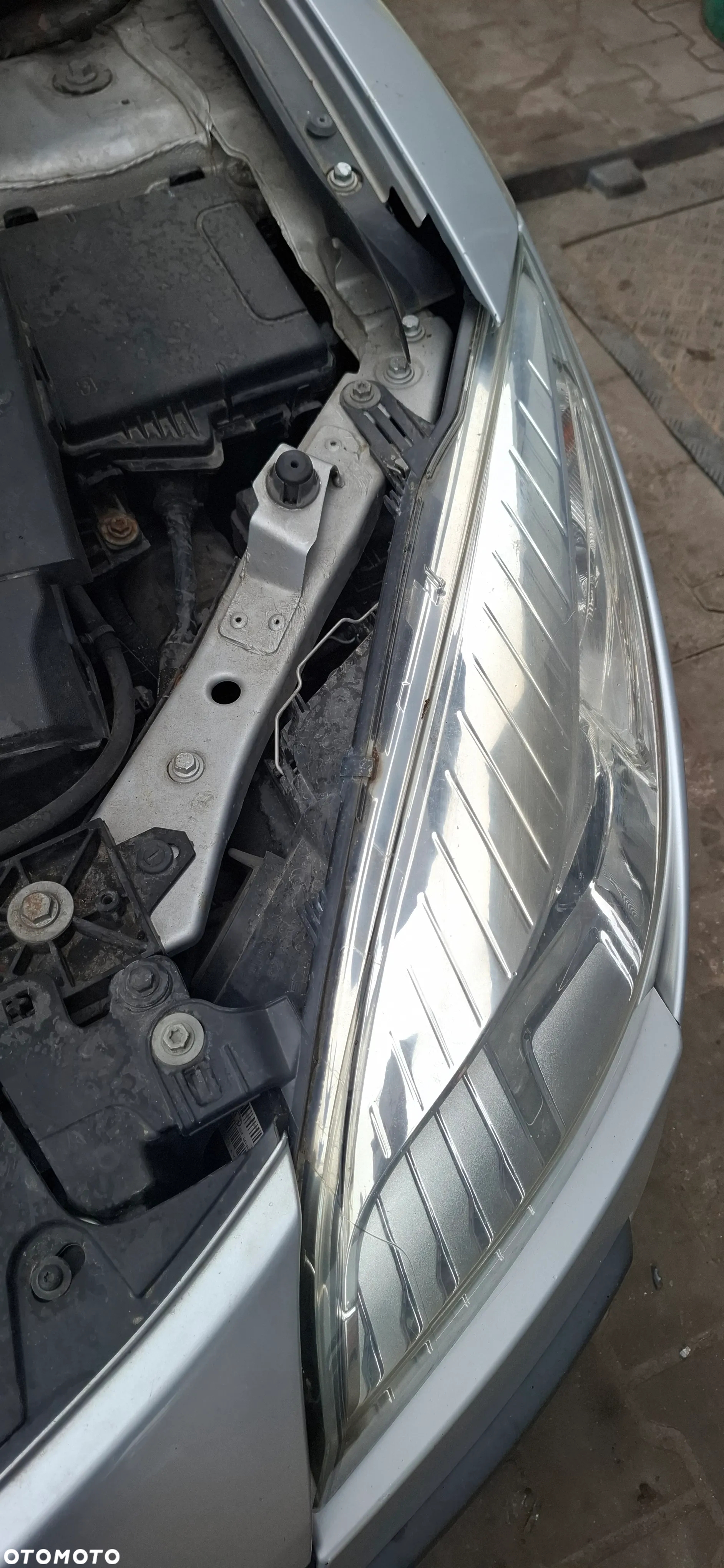 Renault MEGANE III Coupe 1,4 b  kod silnika H4J 700 na części - 6