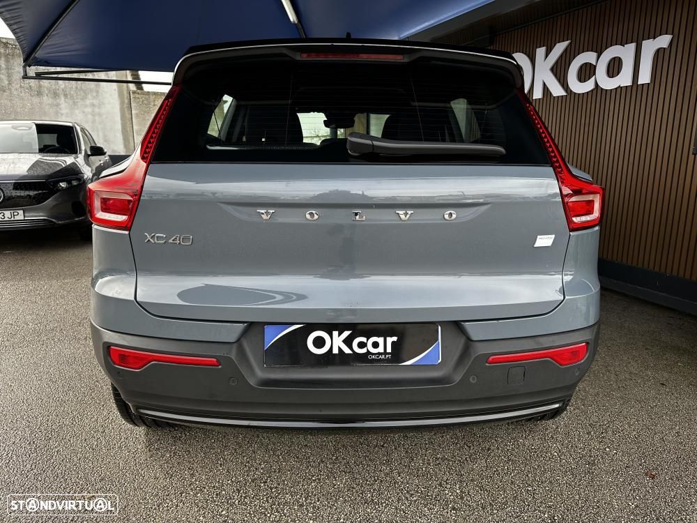 Volvo XC 40 Recharge 69 kWh Single Motor Core - 18