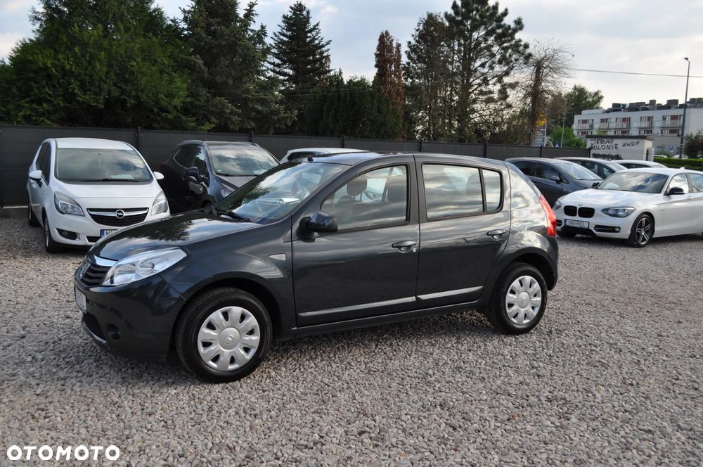 Dacia Sandero 1.6 Laureate BL - 11