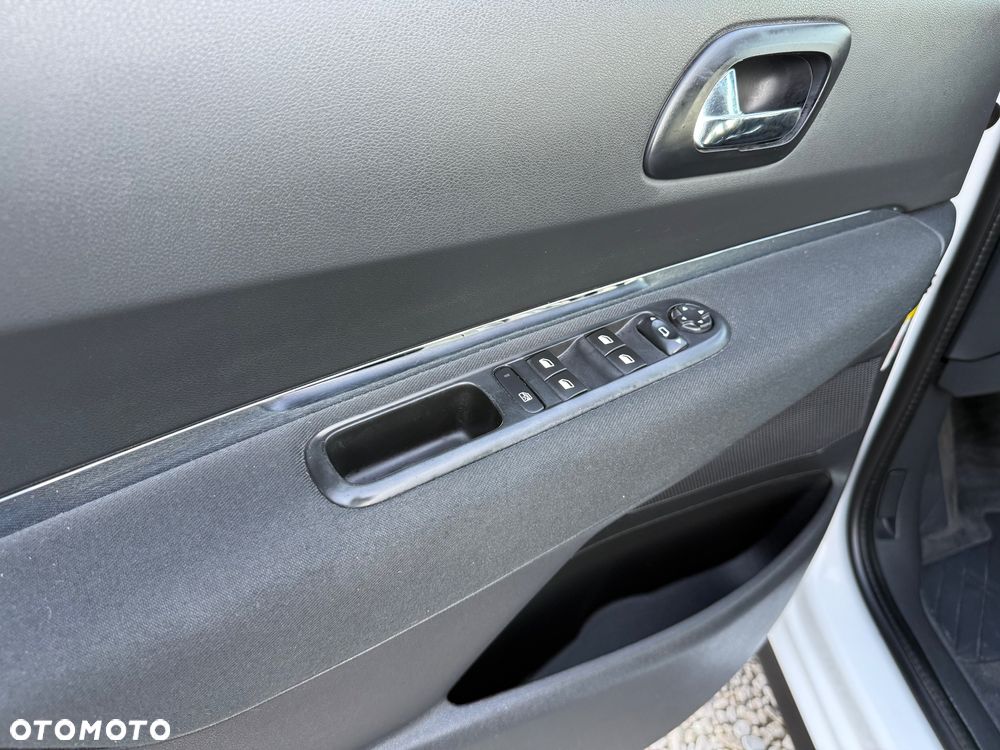 Peugeot 3008 1.2 PureTech Allure - 31