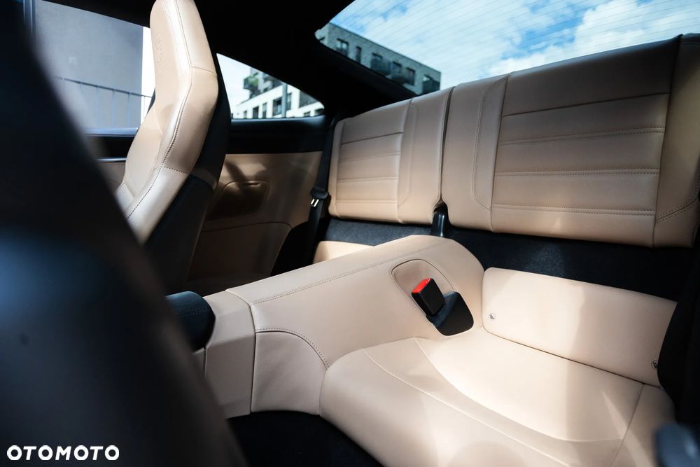 Porsche 911 Turbo S - 32