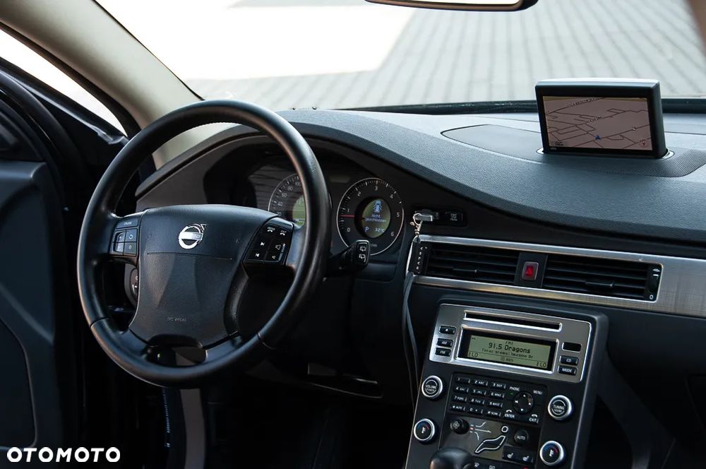 Volvo V70 2.4D Summum - 18