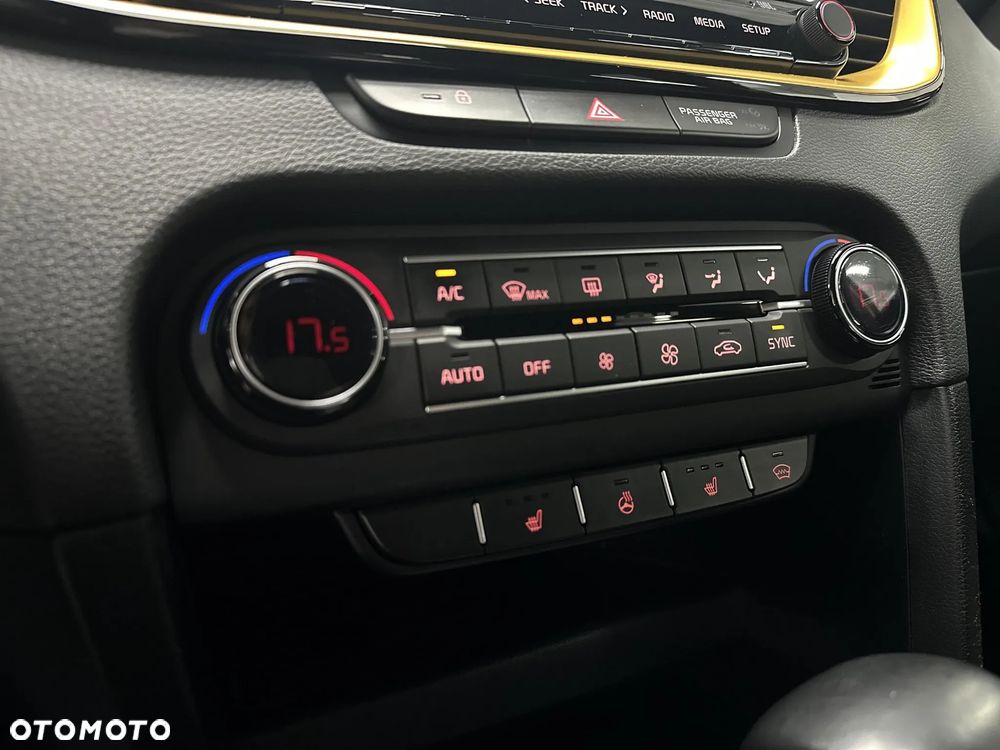 Kia XCeed 1.6 T-GDI L Business Line DCT - 22