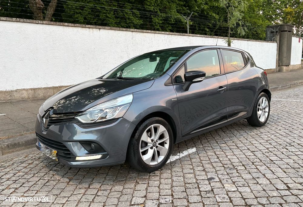 Renault Clio 1.5 dCi Limited EDition - 17
