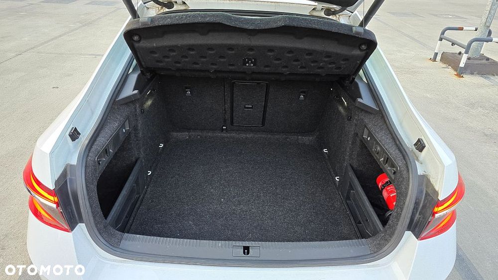 Skoda Superb 2.0 TSI Style DSG - 38