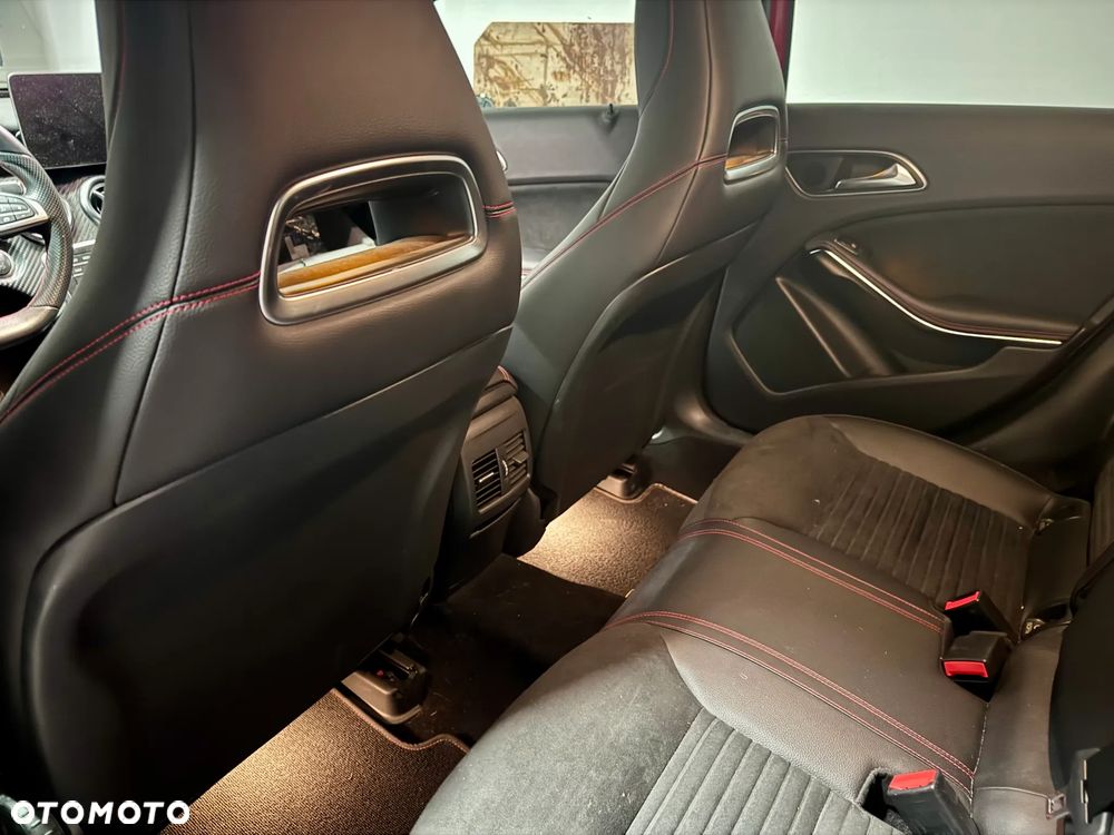 Mercedes-Benz Klasa A 180 7G-DCT AMG Line - 8