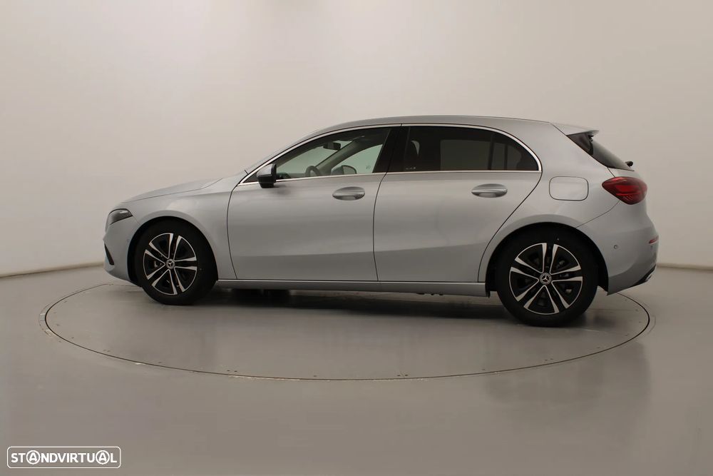 Mercedes-Benz A 200 Standard - 11