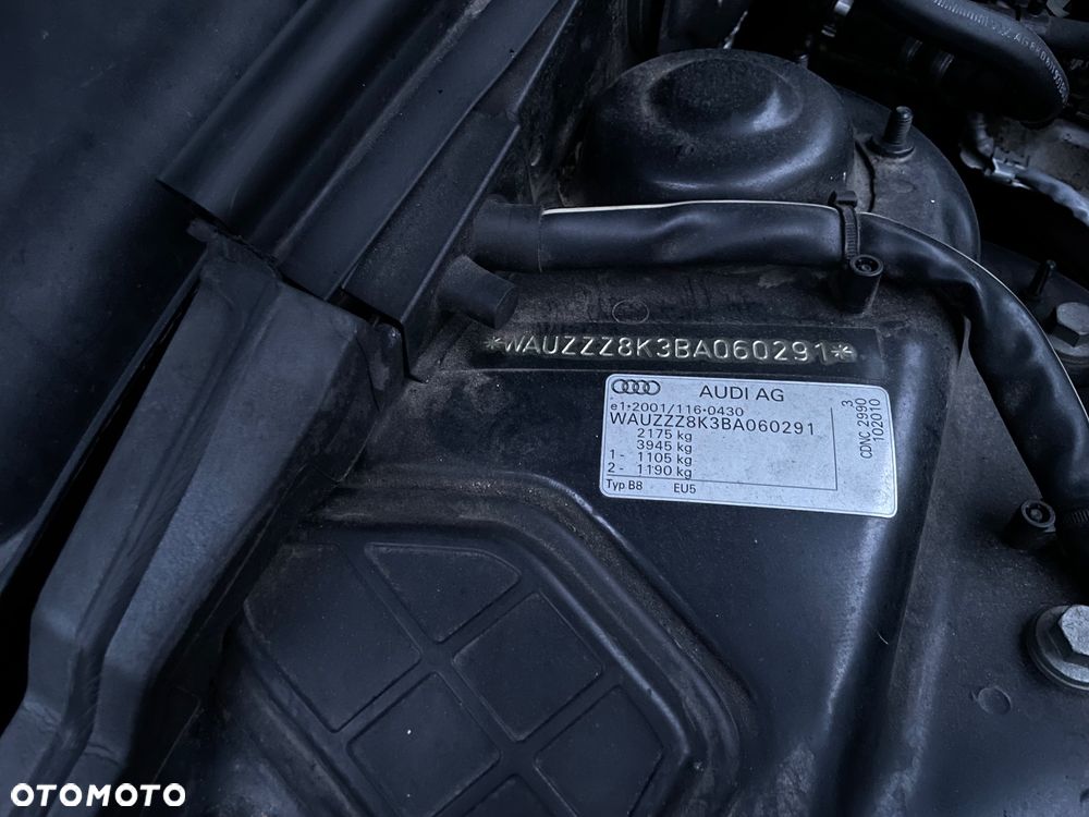 Audi A4 Avant 2.0 TFSI quattro S tronic Ambiente - 32