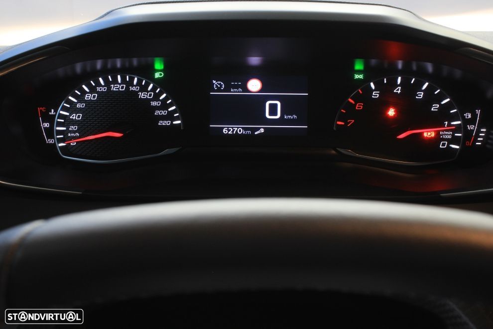 Peugeot 2008 1.2 PureTech Active Pack - 15