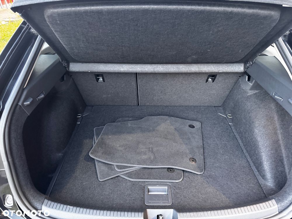 Volkswagen Taigo 1.0 TSI Life DSG - 13