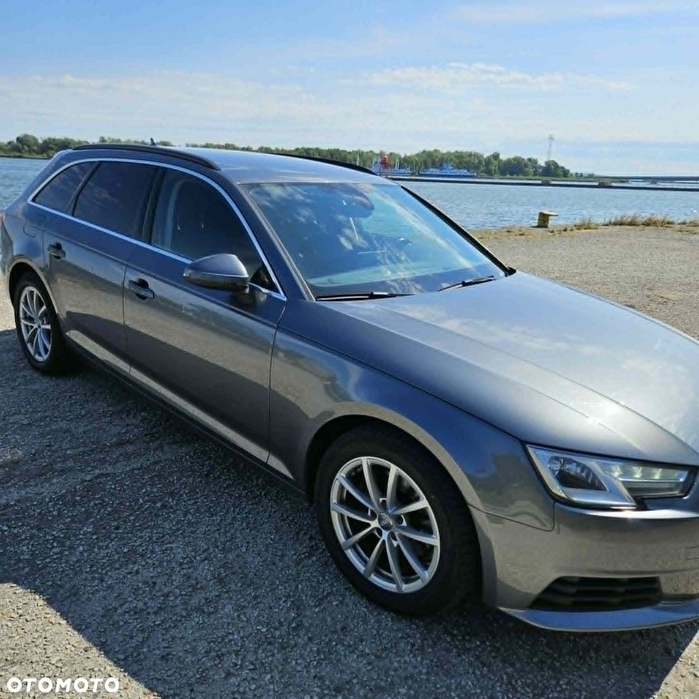 Audi A4 Avant 2.0 TDI S tronic - 5