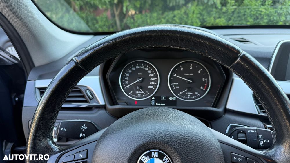 BMW X1 2017 — imagine 8