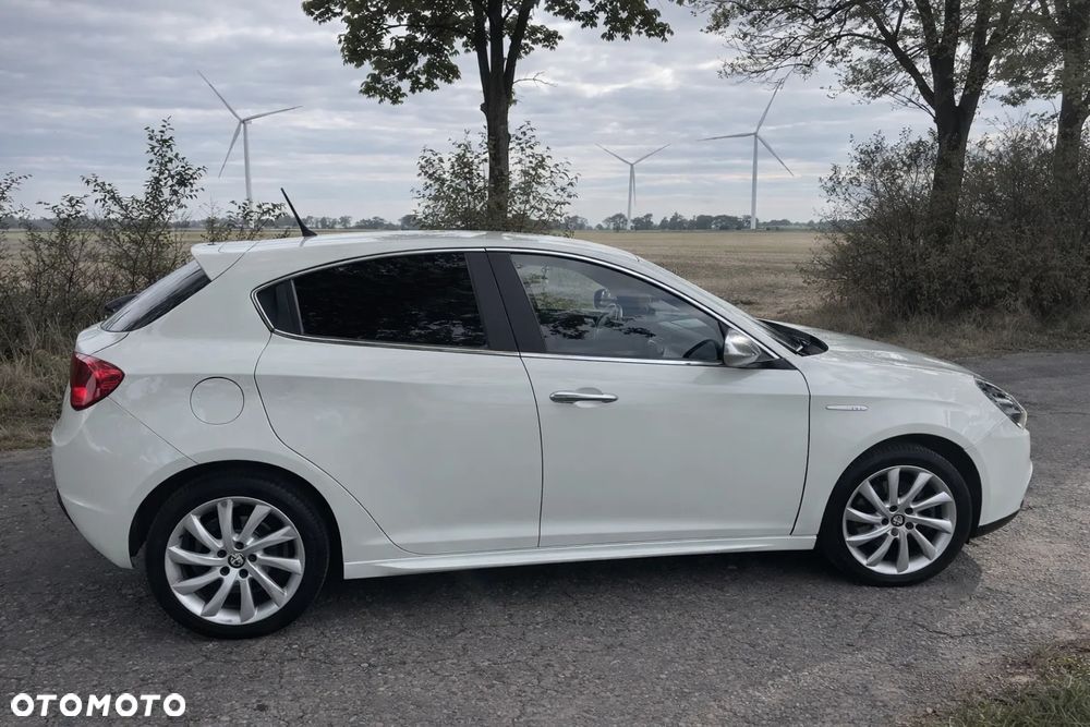 Alfa Romeo Giulietta 1.4 TB 16V Multiair - 4
