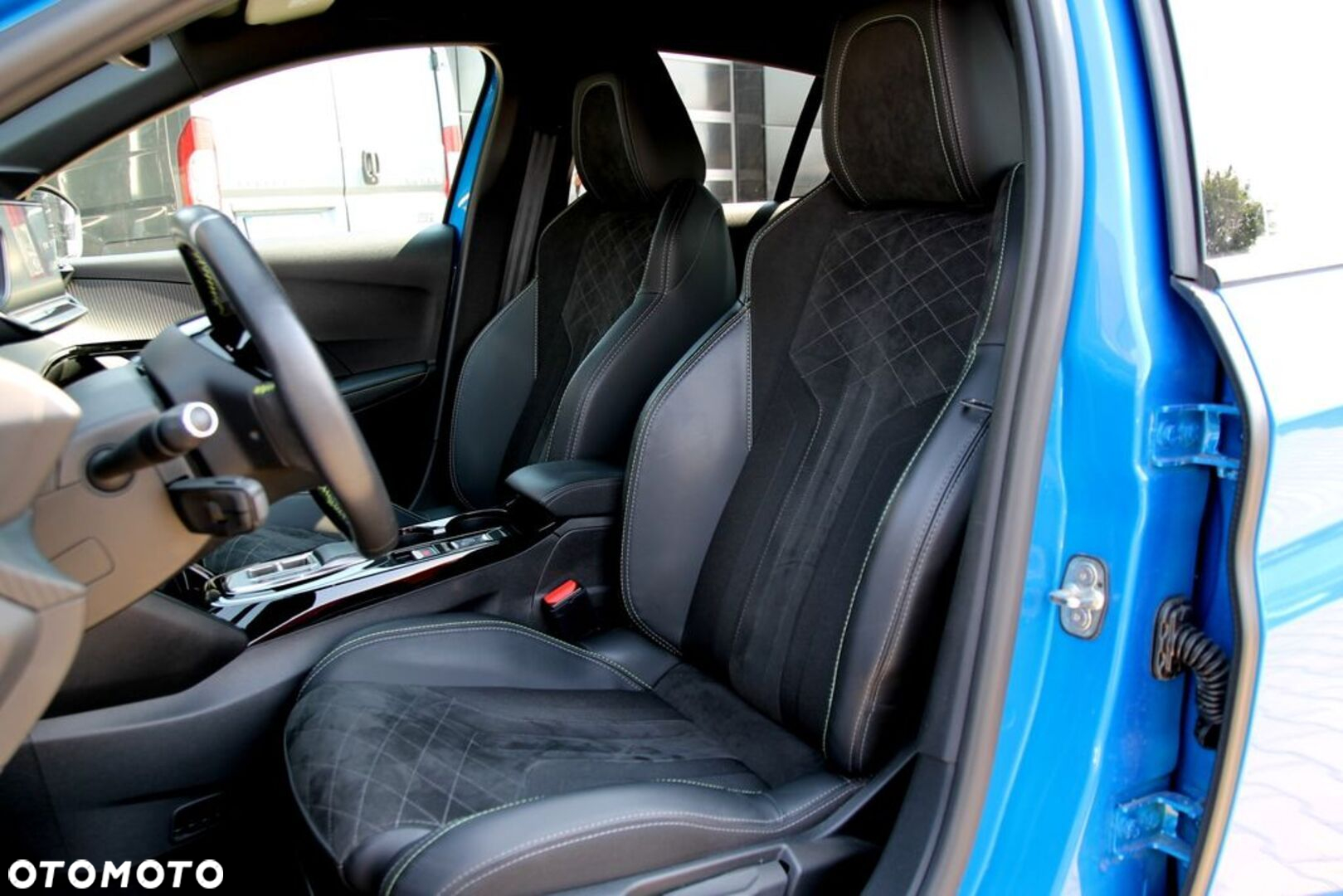 Peugeot 208 e-208 GT Pack - 20