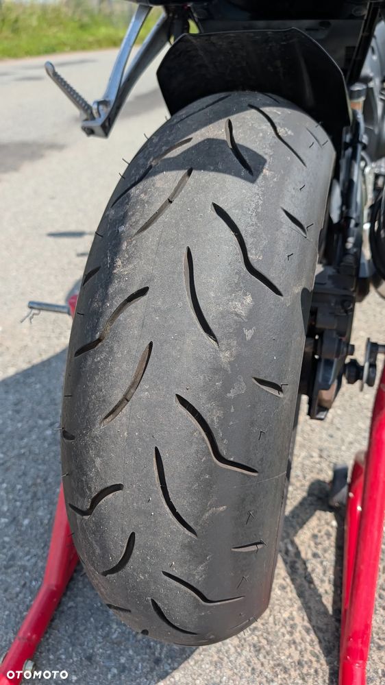 Yamaha R6 - 13