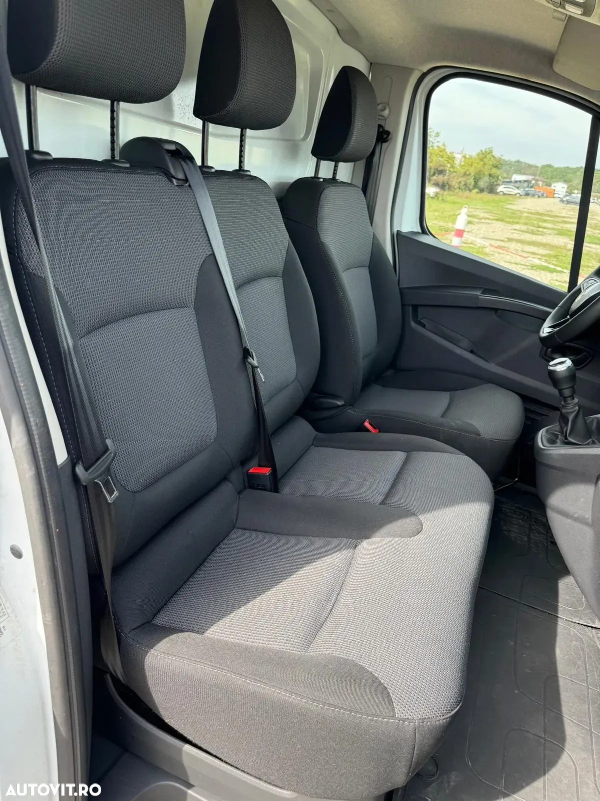 Renault Trafic - 8