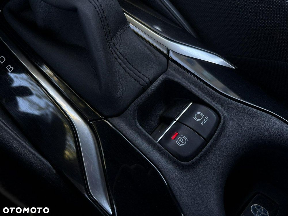 Toyota Corolla 1.8 Hybrid Comfort - 28