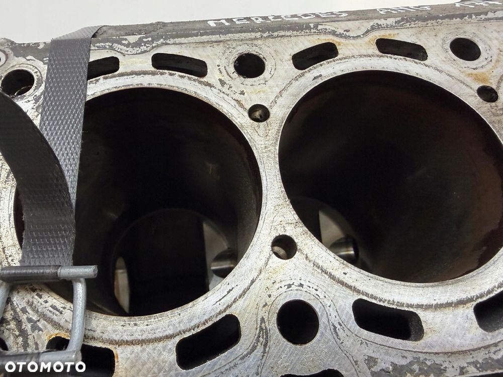 BLOK SILNIKA 177980 Mercedes W205 C205 A205 W215 4.0 V8 AMG 177.980 - 7