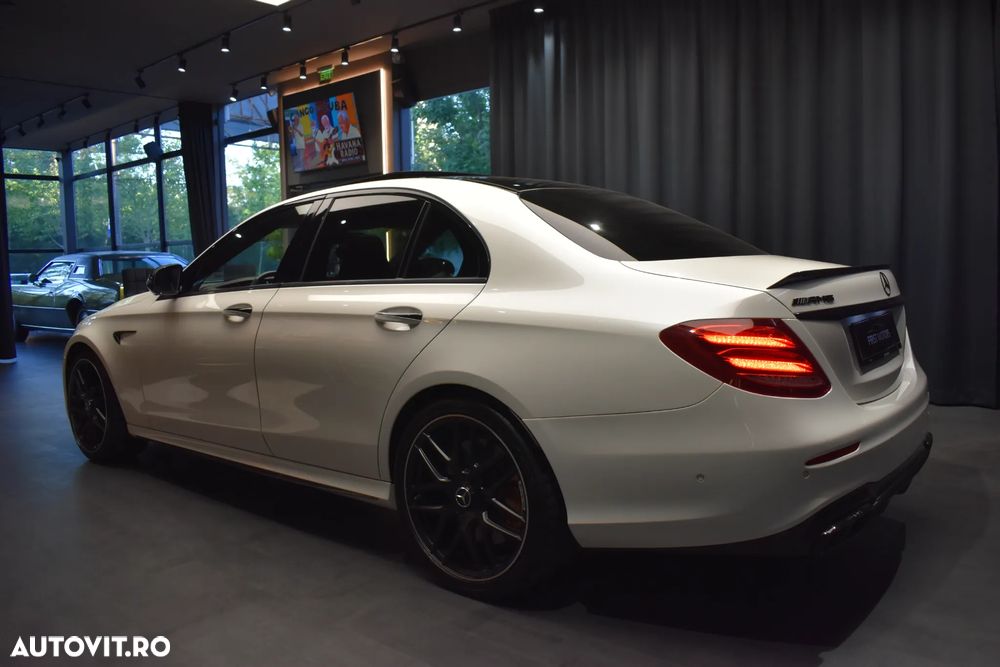 Mercedes-Benz E 63 AMG S 4MATIC Aut. - 4