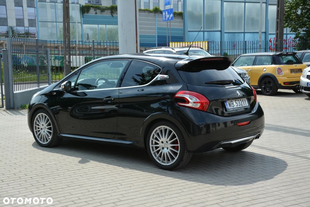 Peugeot 208 1.6 THP GTi - 4