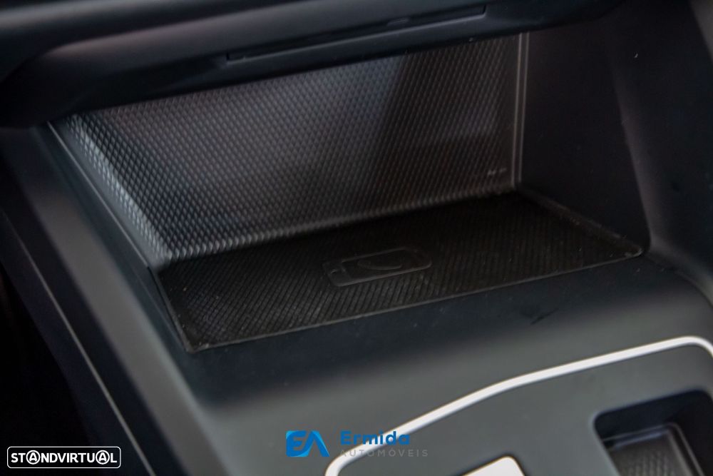 VW Golf 1.0 eTSI Life DSG - 49