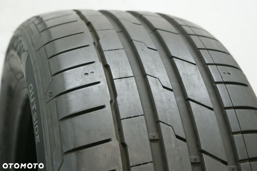 225/50R17 HANKOOK VENTUS S1 EVO3 , 7,1mm  B3139 - 2