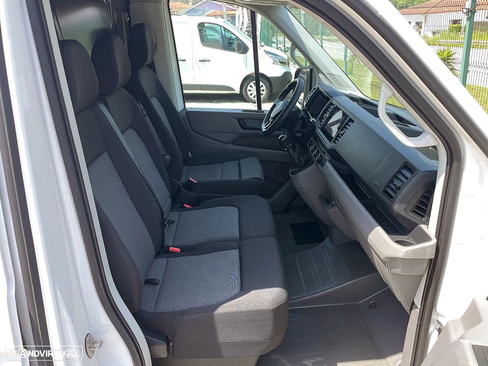 VW Crafter 2.0 TDI L3H3 IVA Dedutível - 22