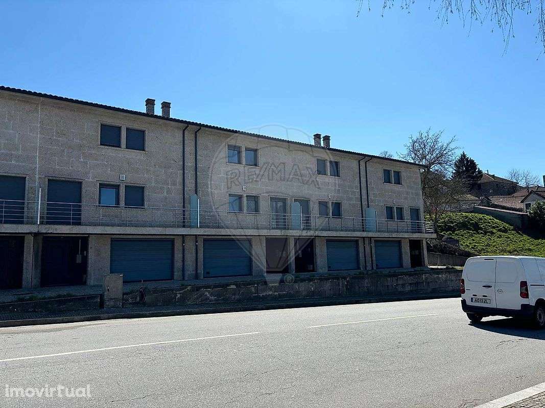 Moradia T4 para venda - Grande imagem: 2/25