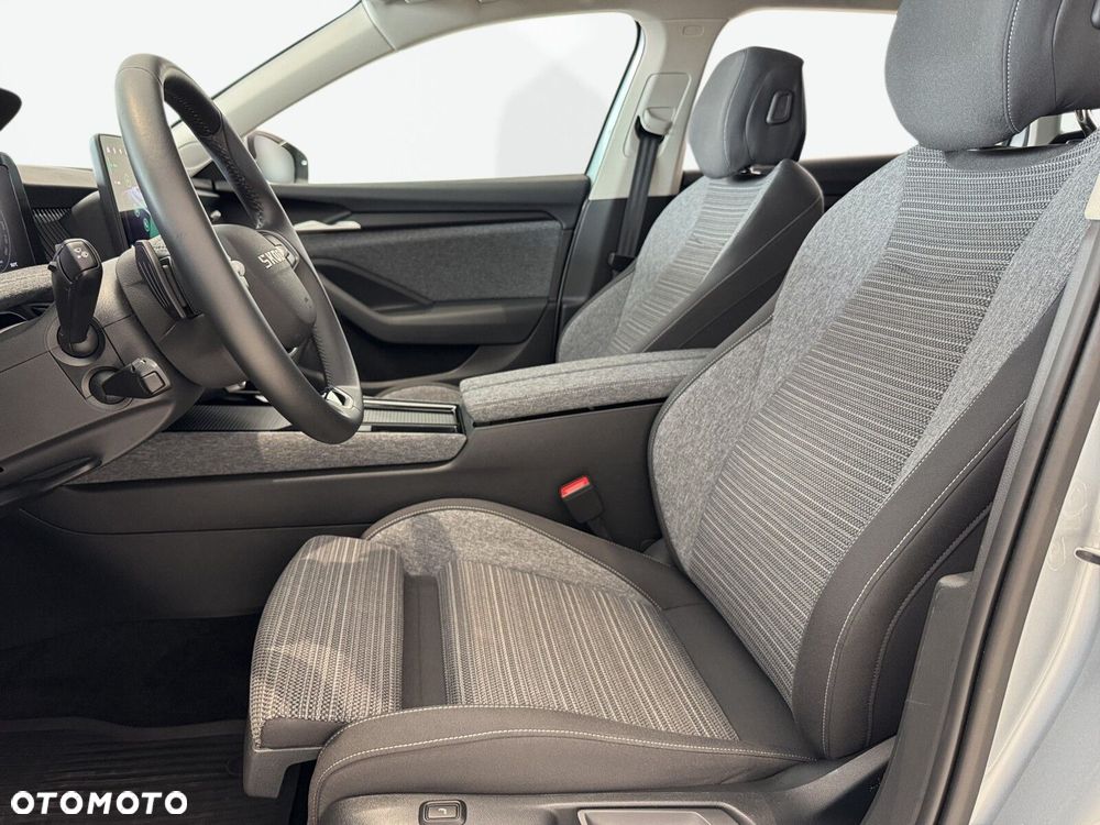 Skoda Superb 2.0 TDI SCR Selection DSG - 11