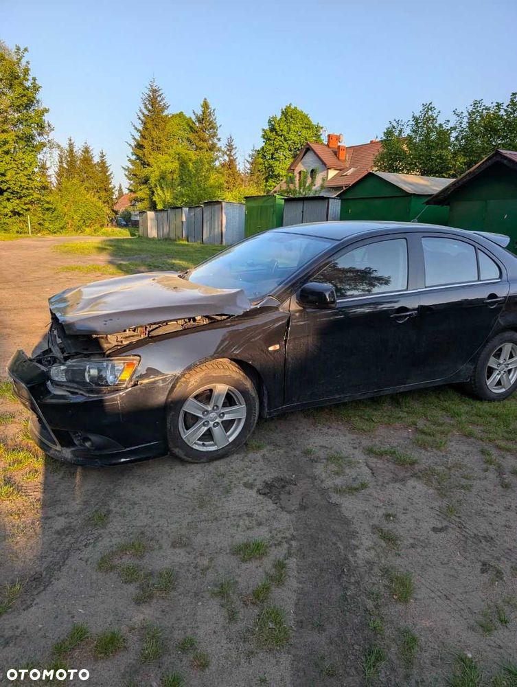 Mitsubishi Lancer - 3