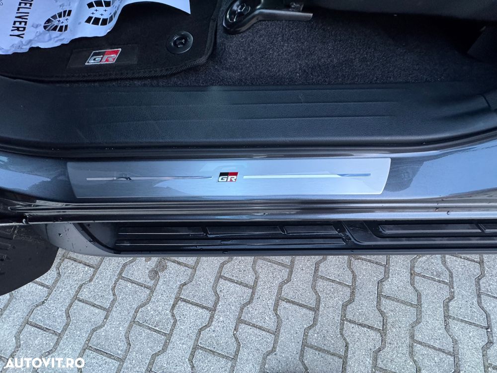 Toyota Hilux 4x4 Double Cab Autm. GR Sport - 30