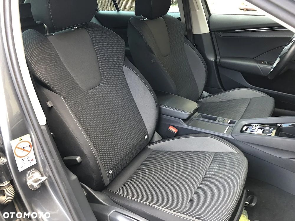 Skoda Octavia 2.0 TDI Ambition DSG - 34