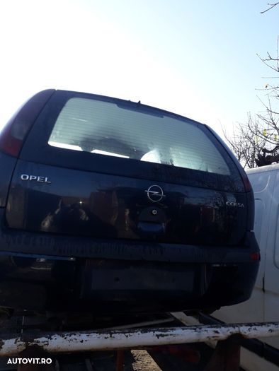 Haion Opel Corsa C - 2