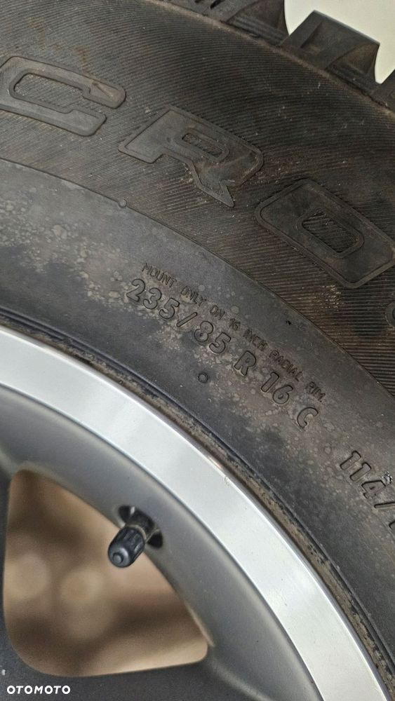 felga aluminiowa 7jx16 et33 opona 235/85r16c land rover defender 2011 rok - 8