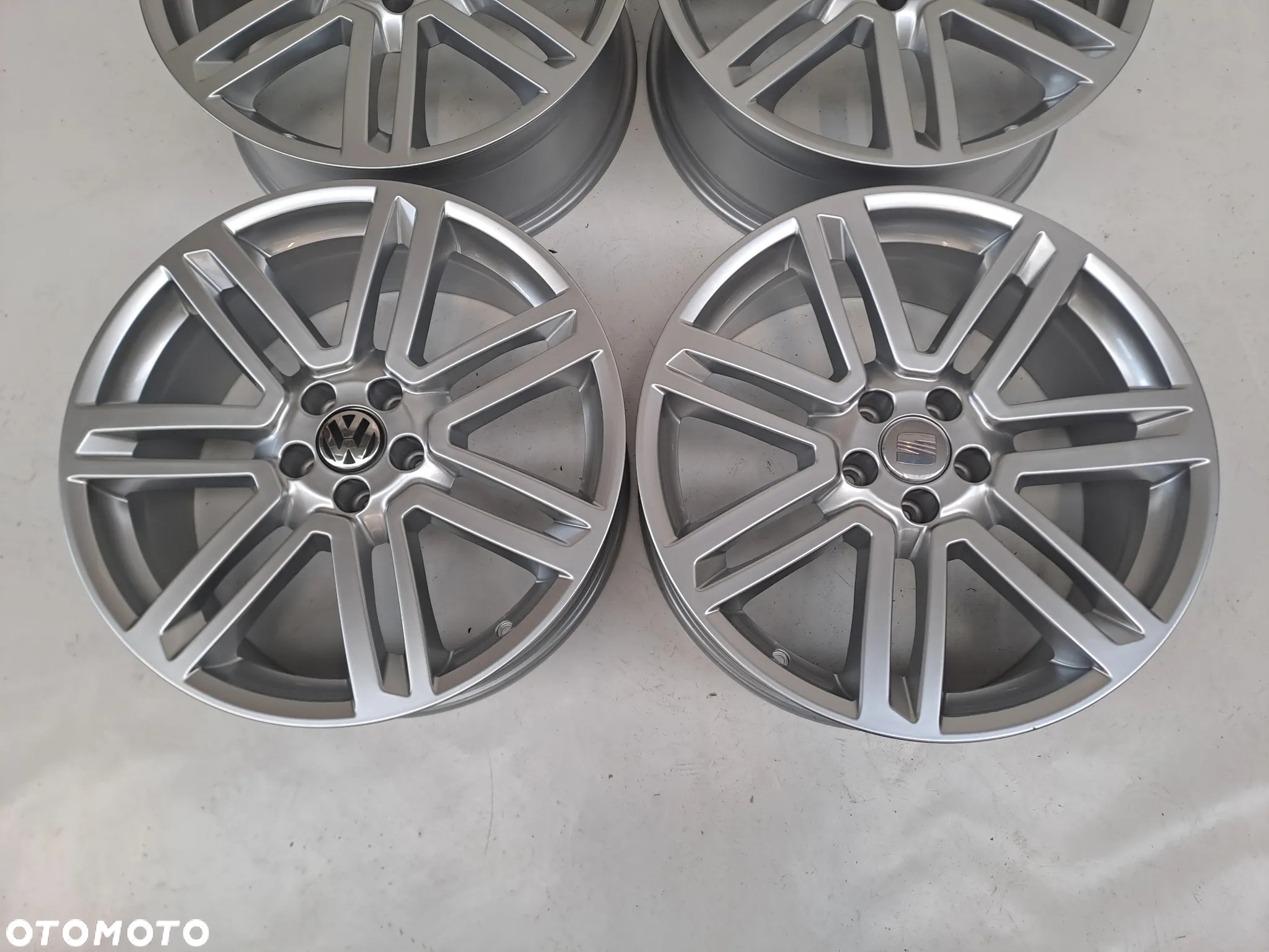 FELGI 5x112 8Jx20 CALI ET25 4G0601025AS AUDI RS6 A6 C7 C8 A4 B8 B9 Q5 VW SEAT SKODA Komplet - 7