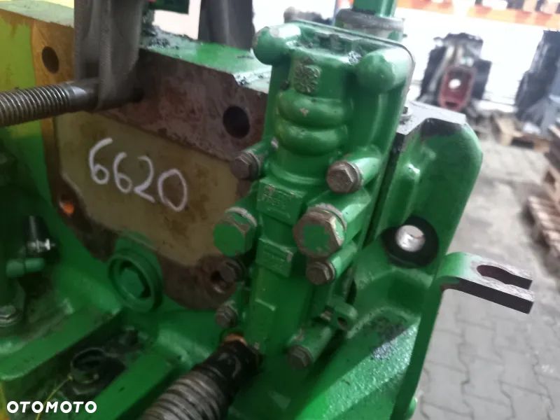 Elementy obudowa tylnego WOM PTO L153497 John Deere 6620 - 6
