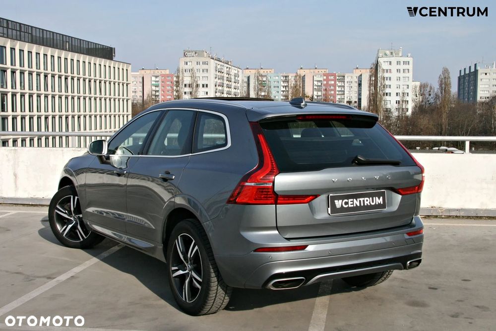 Volvo XC 60 T5 AWD R-Design - 8