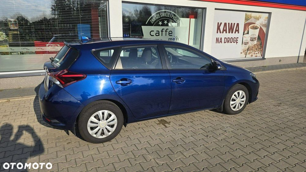 Toyota Auris - 9