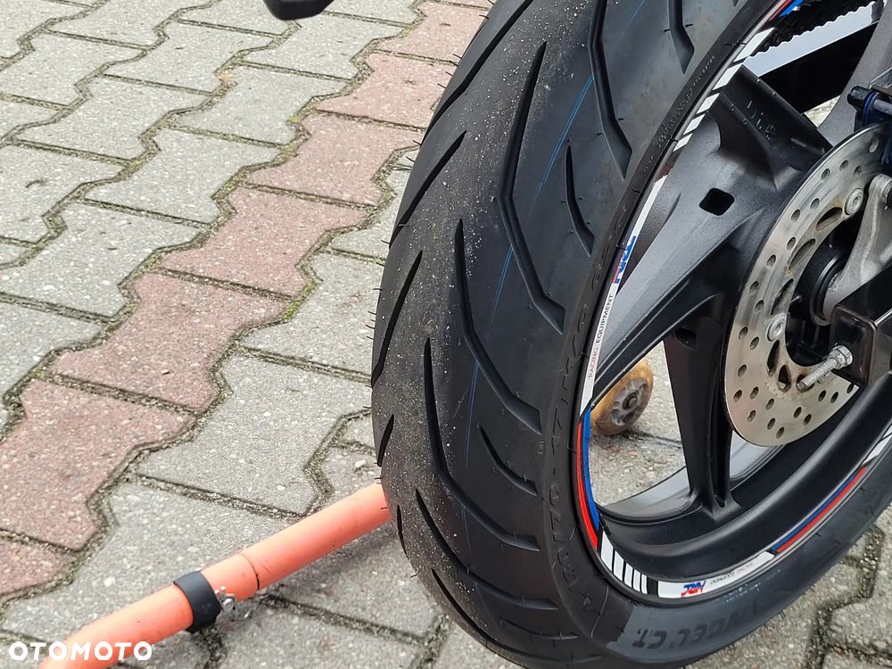 Honda CBR - 19