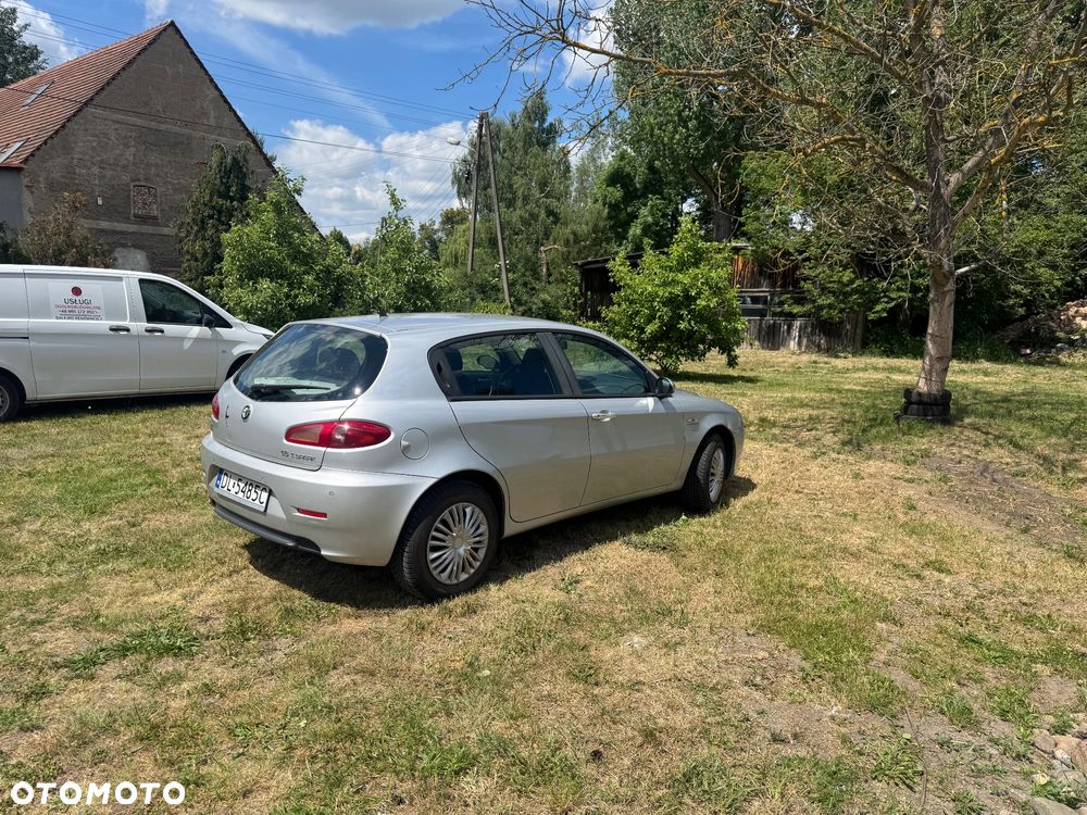 Alfa Romeo 147 1.6 Twin Spark 16V 120 - 3