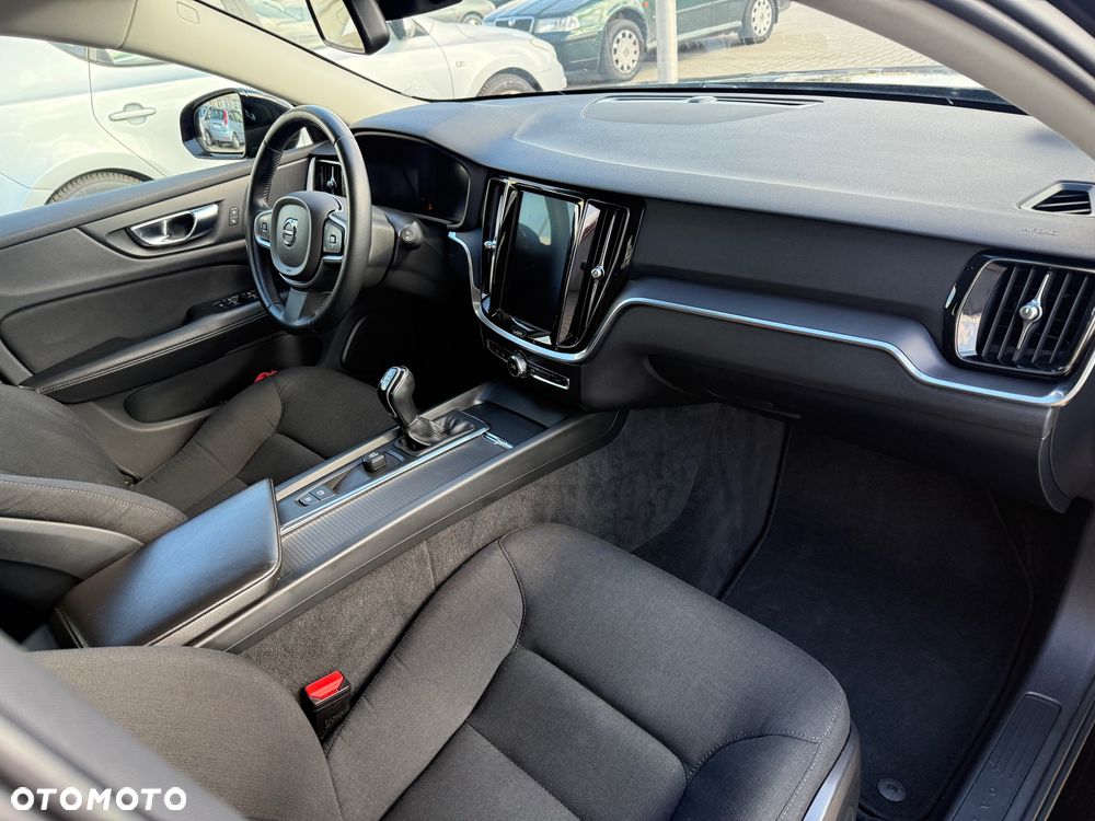 Volvo V60 D3 Drive-E Dynamic Edition (Kinetic) - 10